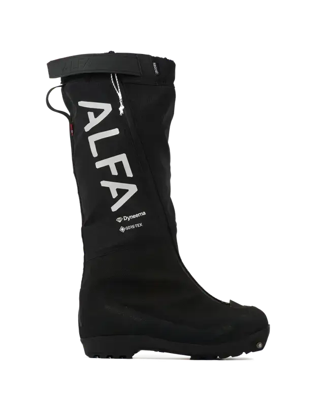 Alfa Outback Xplore 2.0 A/P/S GTX W Black 38 