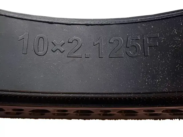 10×2.125" punkteringsfrie dekk 