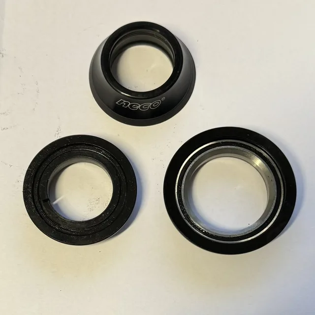 Efinity E77 Ahead Styrelager 