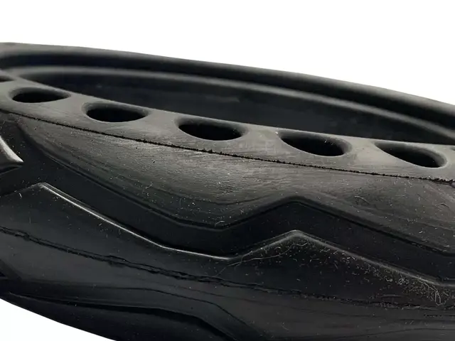 9.5×2? punkteringsfrie dekk sort 