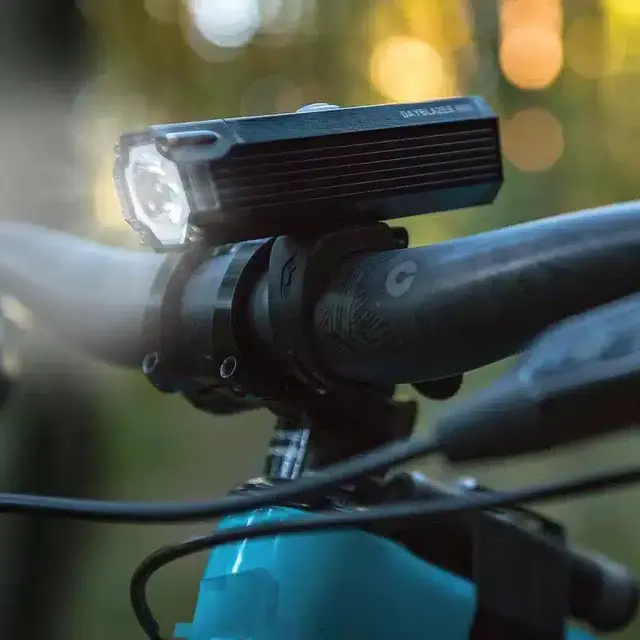 Blackburn Dayblazer 1000 Front + 65 Bak 1000 lumen + 65 lumen 
